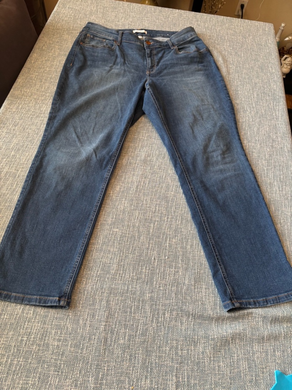 Classic Medium Wash Straight Leg Jeans - Blue